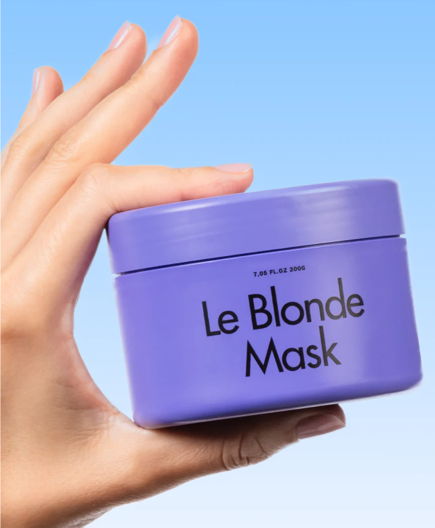 Le Blonde Mask